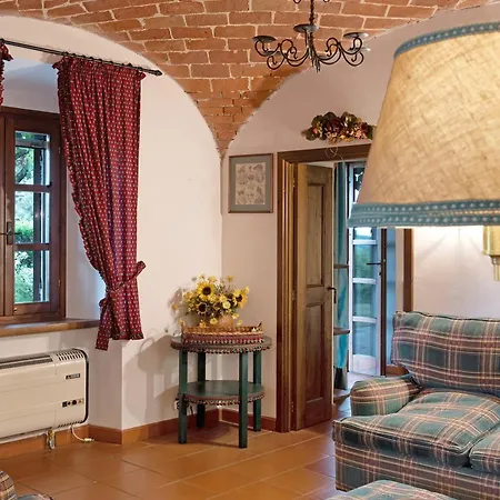 La Casa Delle Foglie Rosse