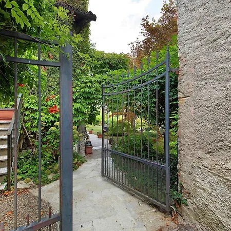 La Casa Delle Foglie Rosse Apartment Morsasco